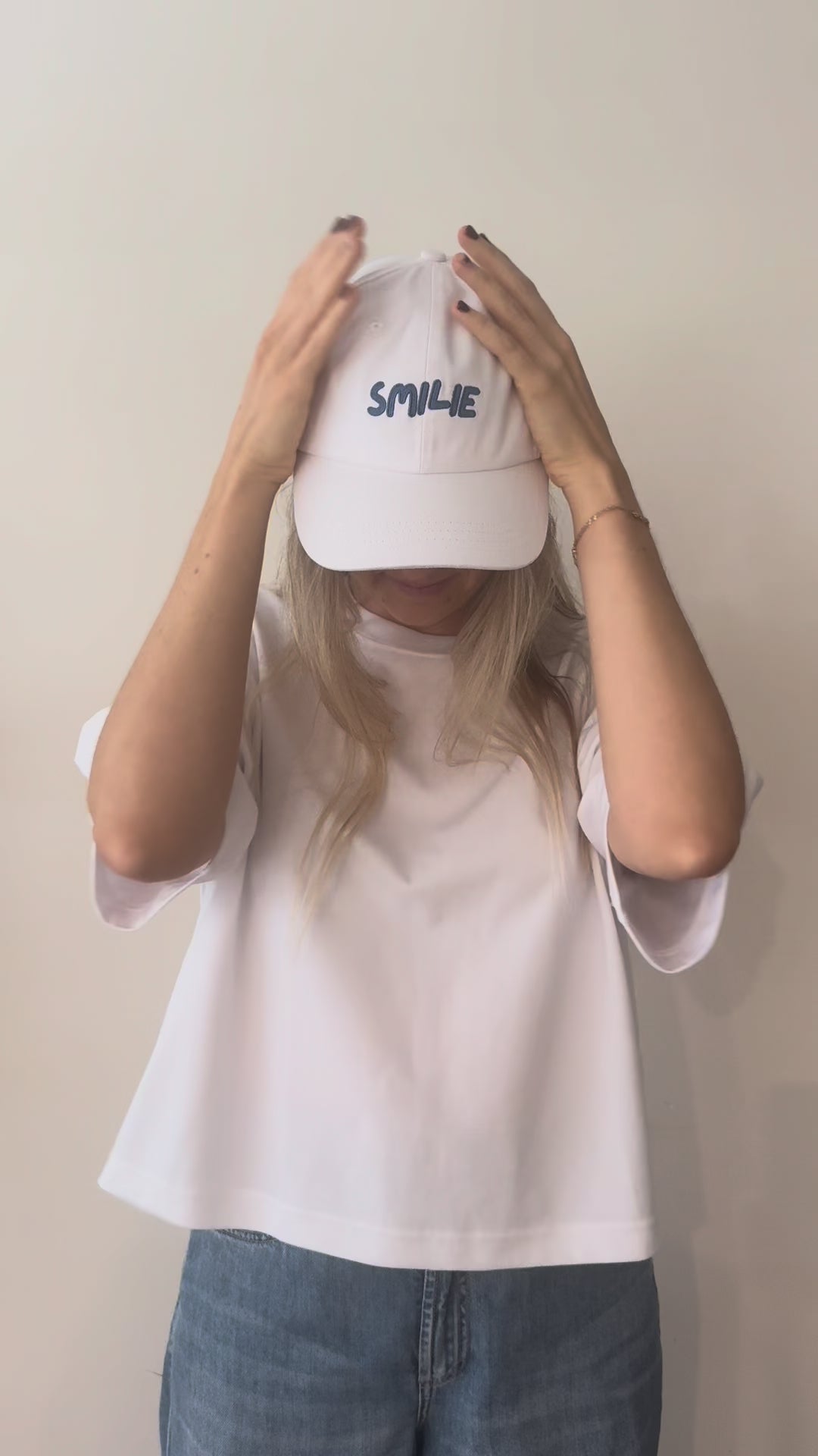 SMILIE Cotton Embroidered Hat - White